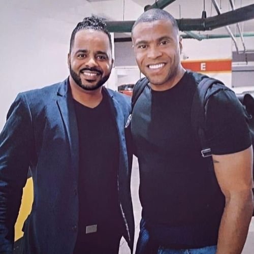 Golden Executive transporte executivo grandes artistas famosos