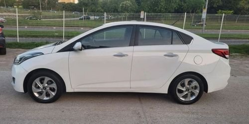 Golden Executive transporte corporativo sedan